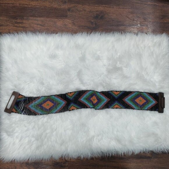 Oversized Handcrafted Beaded Belt Geometric Pattern & Wooden Buckle Size 1X - Picture 6 of 7